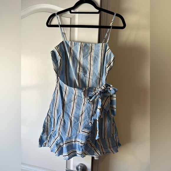 l'atiste by amy square neck striped with ruffle bottom dress size L - Picture 1 of 2